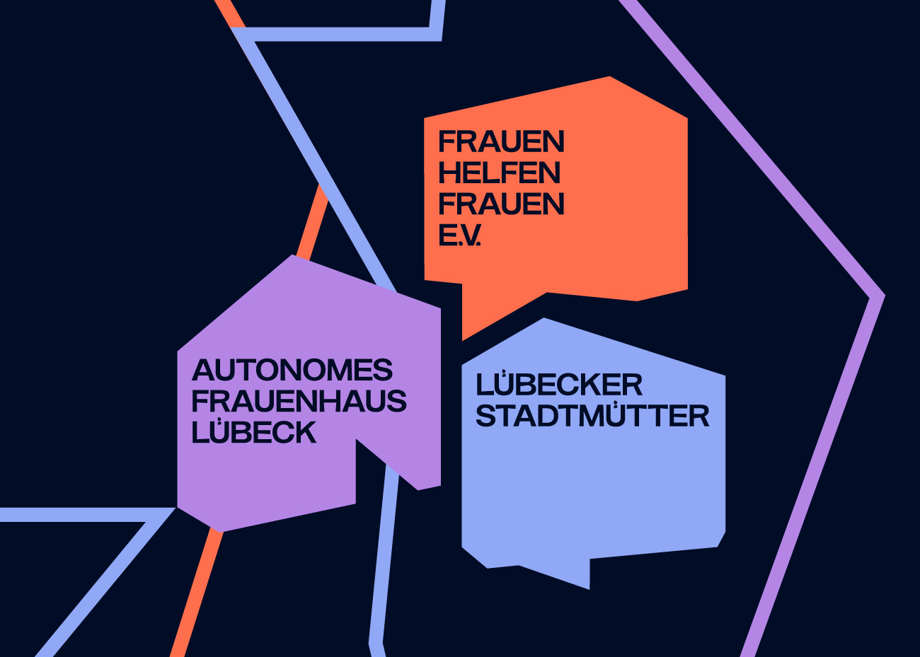 Eine Person trägt einen orangefarbenen Pullover mit der schwarzen Aufschrift 'NO EXCUSES'. Unter dem Text befindet sich die Webadresse. Die Person hebt die Arme über den Kopf, das Gesicht ist teilweise sichtbar. Die Person trägt eine helle Hose. Der Hintergrund ist dunkel und unscharf.